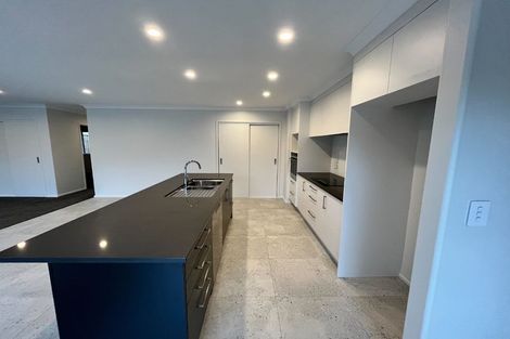 Photo of property in 1 Maraeariki Avenue, Orewa, 0931