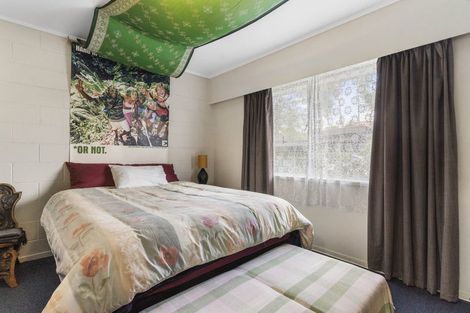 Photo of property in 2/729 Te Atatu Road, Te Atatu Peninsula, Auckland, 0610