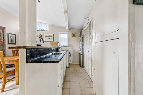 Photo of property in 15 Station Road, Takanini, 2112