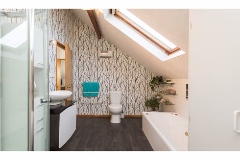 Photo of property in 1a Dulles Place, Papanui, Christchurch, 8053