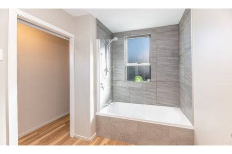 Photo of property in 74 Cumnor Terrace, Woolston, Christchurch, 8023