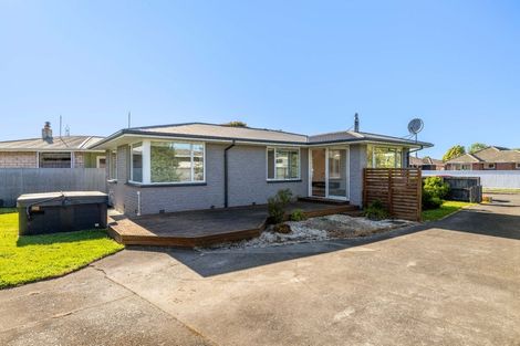 Photo of property in 4 Roswell Place, Islington, Christchurch, 8042