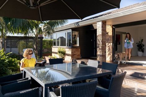 Photo of property in 420a Oceanbeach Road, Mount Maunganui, 3116