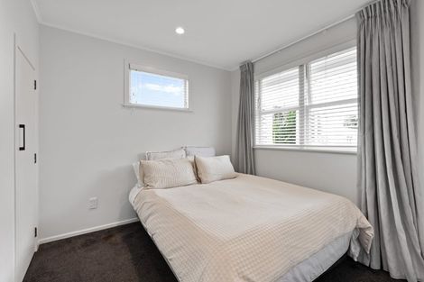 Photo of property in 11 Brennan Avenue, Te Atatu Peninsula, Auckland, 0610