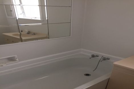 Photo of property in 3 Hilling Street, Titirangi, Auckland, 0604