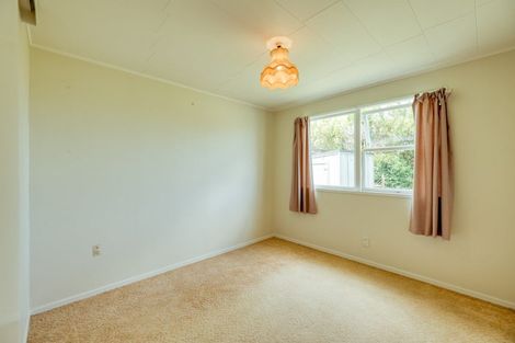 Photo of property in 29 Karaka Street, Helensville, 0800