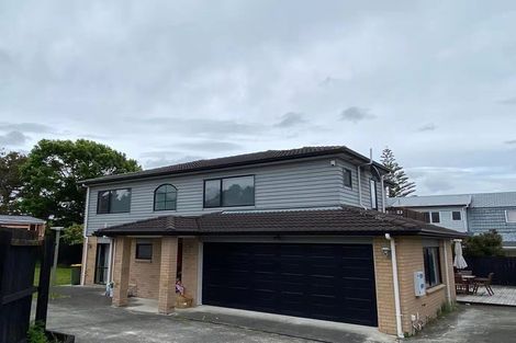 Photo of property in 5a Orchid Place, Te Atatu South, Auckland, 0610