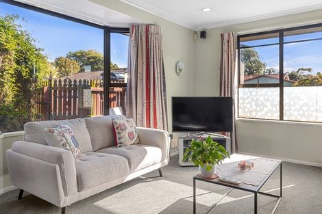 Photo of property in 11 Flaxwood Lane, Waltham, Christchurch, 8023