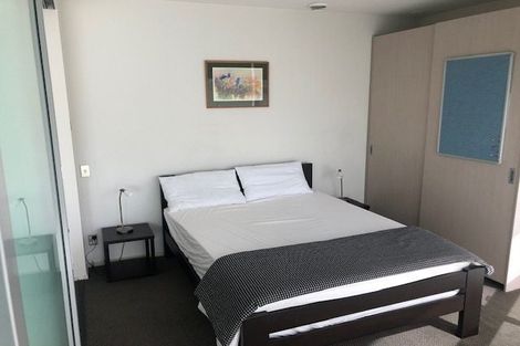 Photo of property in Summit Apartments, 2/184 Molesworth Street, Thorndon, Wellington, 6011