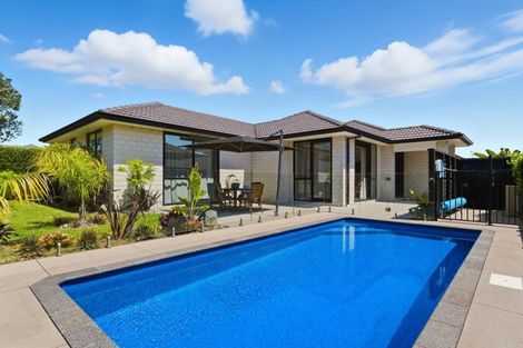 Photo of property in 57 Benmore Crescent, Pyes Pa, Tauranga, 3112