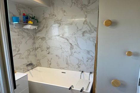 Photo of property in 1/14 Wilisa Rise, Goodwood Heights, Auckland, 2105
