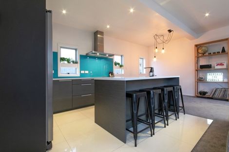 Photo of property in 87 Nikau Street, New Lynn, Auckland, 0600