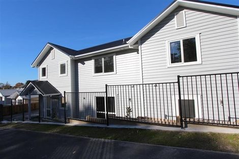 Photo of property in 5u2 Edgecumbe Street, Whitiora, Hamilton, 3200