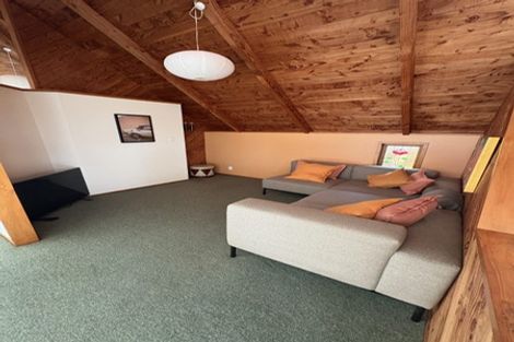 Photo of property in 15 Domain Crescent, Muriwai, Waimauku, 0881