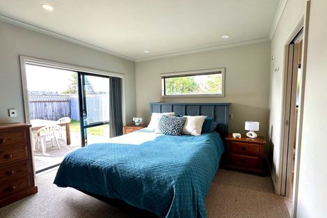 Photo of property in 5a Cornwall Road, Taradale, Napier, 4112