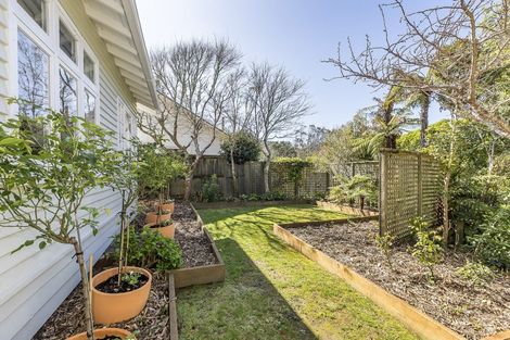 Photo of property in 38 Cashmere Avenue, Khandallah, Wellington, 6035