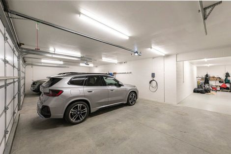 Photo of property in 10 Bevan Place, Wanaka, 9305