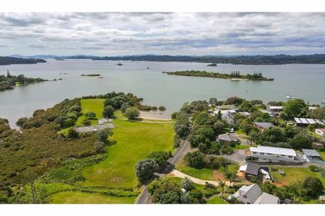 Photo of property in 83 Rangitane Loop Road, Kerikeri, 0294