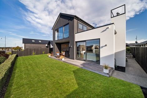 Photo of property in 14 Rapaki Street, Pegasus, 7612