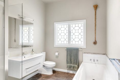 Photo of property in 40 The Esplanade, Westport, 7825