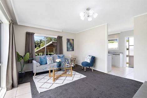 Photo of property in 5/94 Portage Road, New Lynn, Auckland, 0600