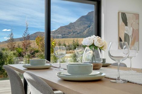 Photo of property in 39 Jack Hanley Drive, Jacks Point, Queenstown, 9371