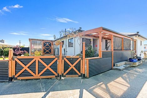 Photo of property in 43 Anzac Street, Gore, 9710