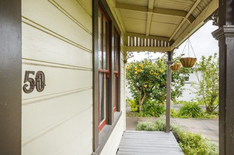 Photo of property in 50 Brightwater Terrace, Terrace End, Palmerston North, 4410