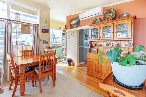 Photo of property in 72 Park Avenue, Waitarere Beach, Levin, 5510