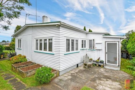 Photo of property in 130 Old Wairoa Road, Papakura, 2110