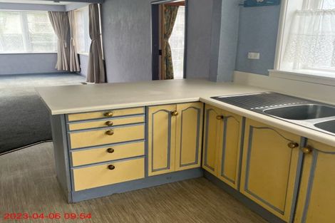 Photo of property in 22 Stokes Valley Road, Stokes Valley, Lower Hutt, 5019