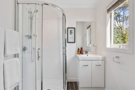 Photo of property in 141 Matipo Road, Te Atatu Peninsula, Auckland, 0610