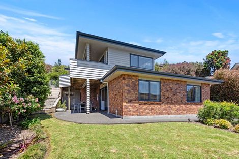 Photo of property in 18 Ko Place, Pyes Pa, Tauranga, 3112