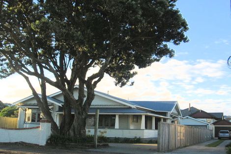Photo of property in 5a Heretaunga Street, Petone, Lower Hutt, 5012