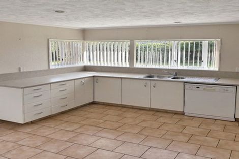 Photo of property in 4 Knightsbridge Place, Taradale, Napier, 4112