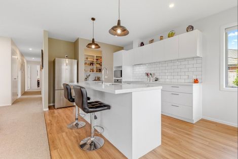 Photo of property in 5 Oak Place, Levin, 5510