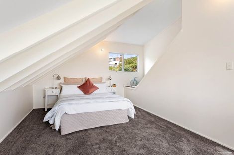 Photo of property in 2/12 Taynith Place, Glenfield, Auckland, 0629