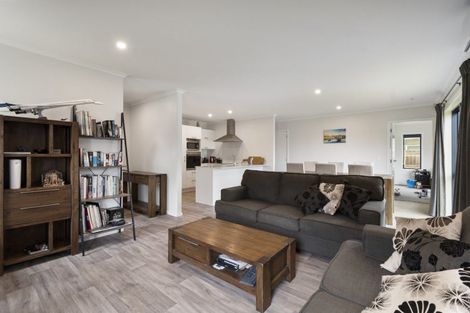 Photo of property in 61 Wilson Street, Bulls, 4818