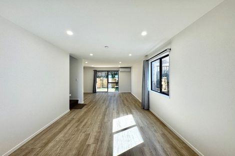 Photo of property in 50e Greenmeadows Avenue, Manurewa East, Auckland, 2102