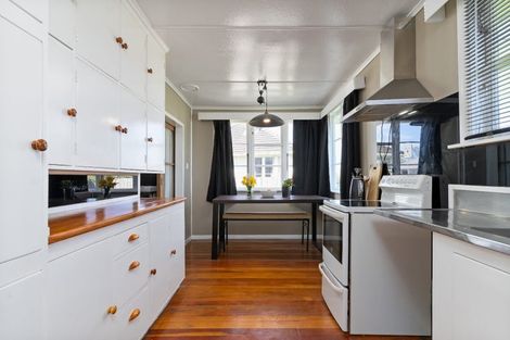 Photo of property in 146 Cole Street, Masterton, 5810