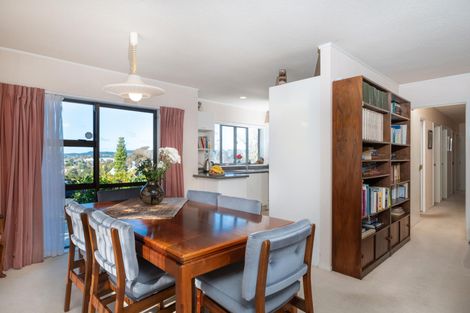 Photo of property in 52 Spence Road, Henderson, Auckland, 0612