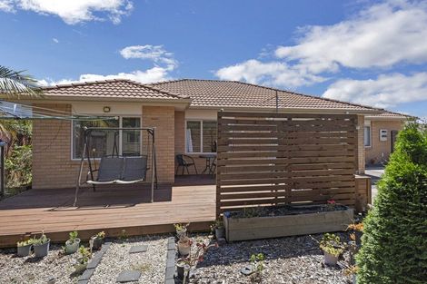 Photo of property in 46 Garelja Road, Henderson, Auckland, 0612