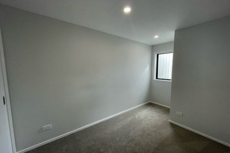 Photo of property in 2 Mikoikoi Crescent, Mangere Bridge, Auckland, 2022