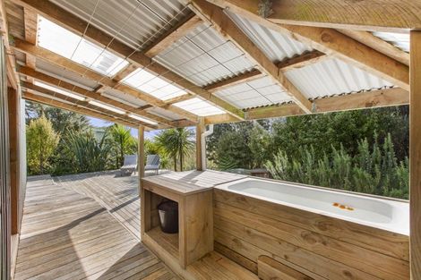 Photo of property in 352 Te Papatapu Road, Raglan, Te Mata, 3894