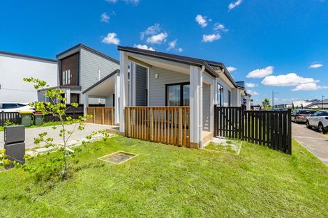 Photo of property in 34b Kahui Parade, Karaka, 2113