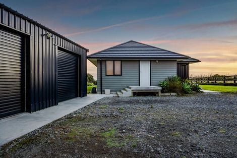 Photo of property in 288 Tai Road, Opunake, 4681