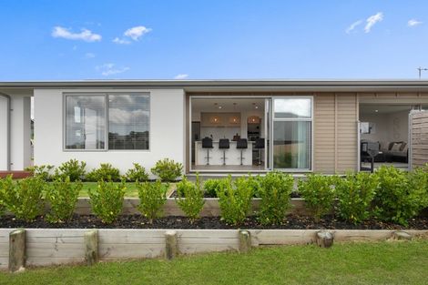 Photo of property in 15 Kiritiana Close, Pyes Pa, Tauranga, 3112