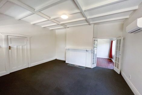 Photo of property in 296 Great North Road, Henderson, Auckland, 0612