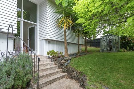 Photo of property in 14 Freyberg Place, Howick, Auckland, 2014