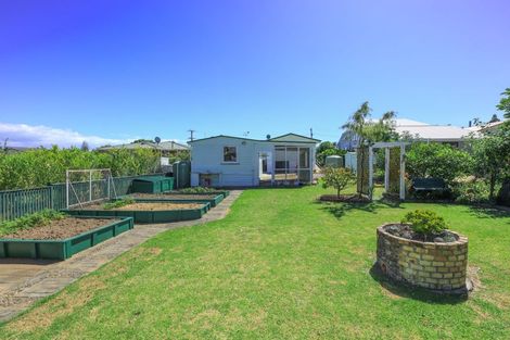 Photo of property in 9 West Crescent, Te Puru, Thames, 3575